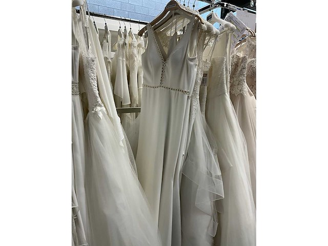 16 bruidsjurken rosa clara luna novias (totaalprijs) - afbeelding 4 van  34