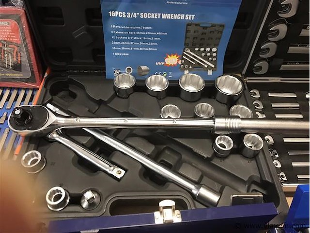 16 delige zware doppens set met telescopische ratel en 3 verlengstukken - afbeelding 1 van  3