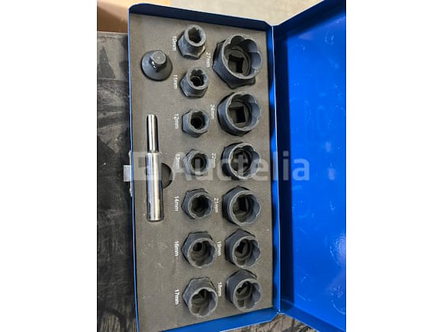 16 delige zware doppens set met telescopische ratel, uitdraai set voor bouten en moeren , kracht set dolle bout en moer verwijderaar en betonschaar 24 inch heavy duty - afbeelding 9 van  9