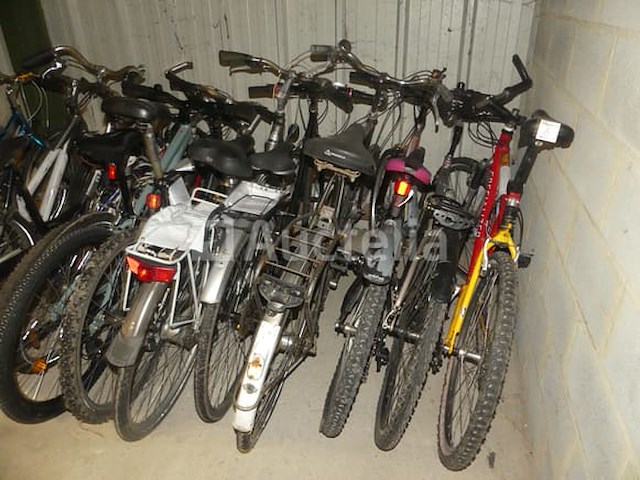 16 diverse fietsen (inbeslagname op straat) - afbeelding 7 van  9
