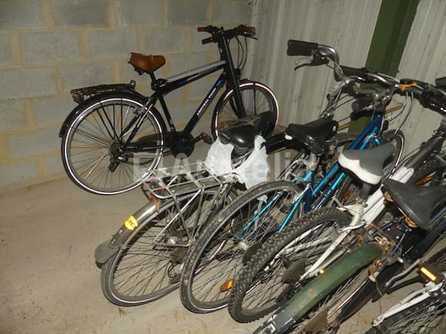 16 diverse fietsen (inbeslagname op straat) - afbeelding 9 van  9