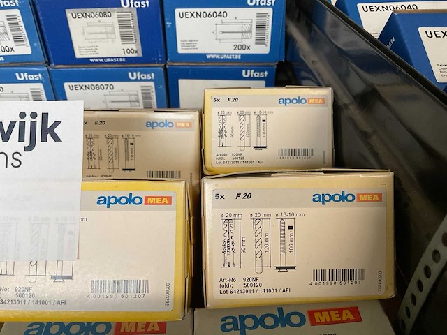 16 dozen pluggen - afbeelding 4 van  9