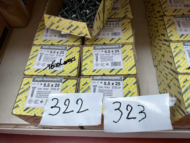 16 dozen schroeven - afbeelding 2 van  3