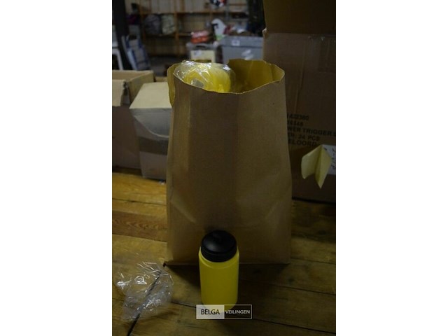 ±16 drinkflessen - afbeelding 1 van  2