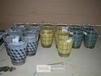 16 drinkflessen - afbeelding 1 van  4