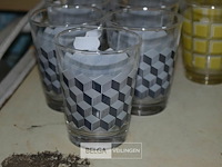 16 drinkflessen - afbeelding 2 van  4