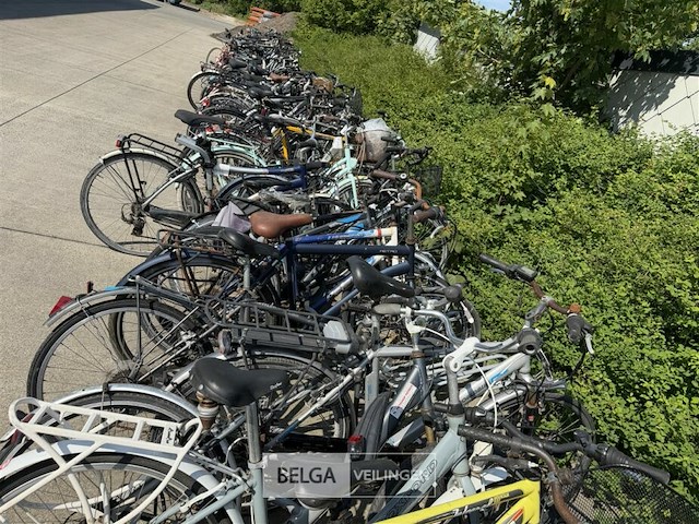 16 fietsen - afbeelding 5 van  5