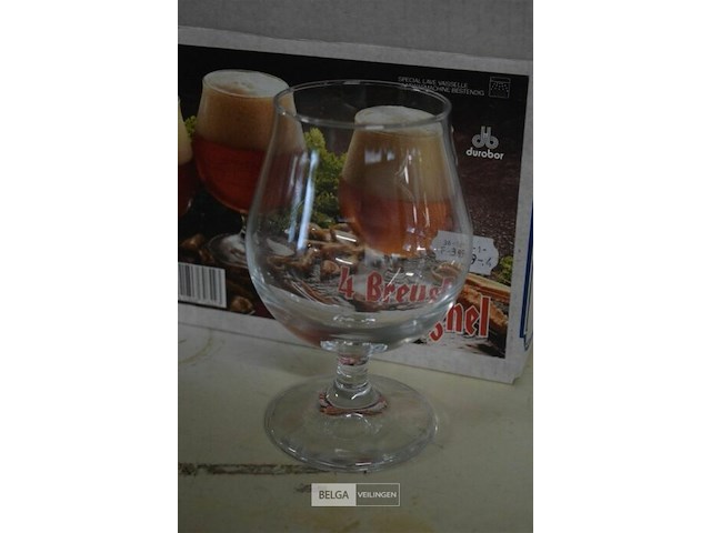 ±16 glazen voor speciaal bier - afbeelding 2 van  2