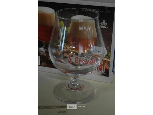 ±16 glazen voor speciaal bier - afbeelding 2 van  2