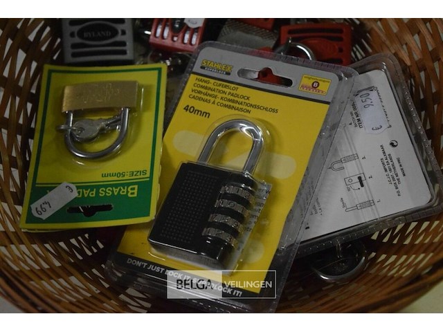 ±16 hangsloten - afbeelding 2 van  4