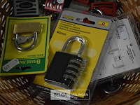 ±16 hangsloten - afbeelding 2 van  4