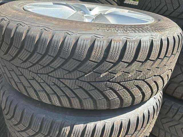 16 inch set van 4 banden voor meerdere merken - afbeelding 3 van  9