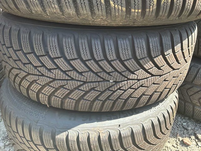 16 inch set van 4 banden voor meerdere merken - afbeelding 5 van  9