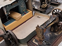 16 naaimachines - afbeelding 3 van  3