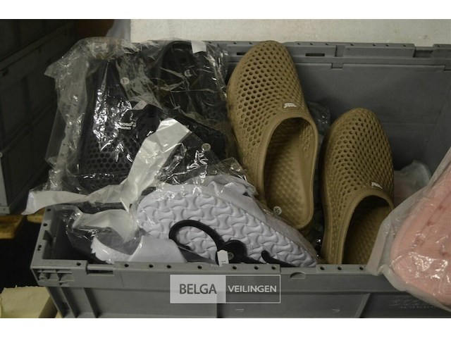 ±16 paar teenslipper div. modellen en maten - afbeelding 4 van  5