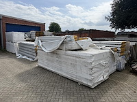 16 pallets geisoleerde dakpanelen - afbeelding 1 van  11