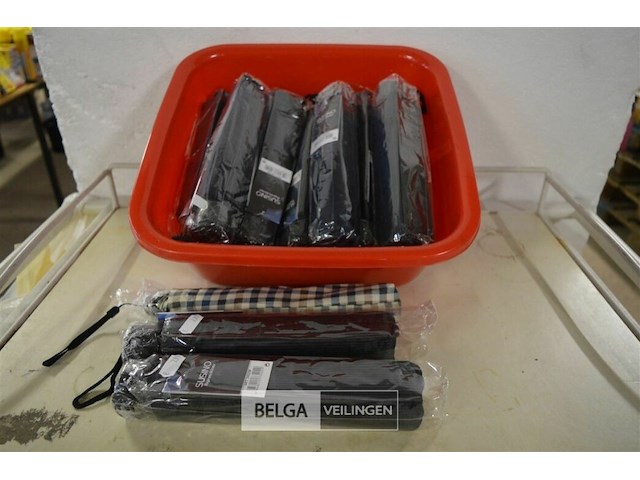 16 paraplu`s div kleuren - afbeelding 1 van  3