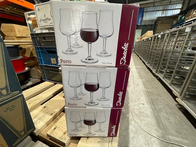 16 porto glazen - afbeelding 1 van  3