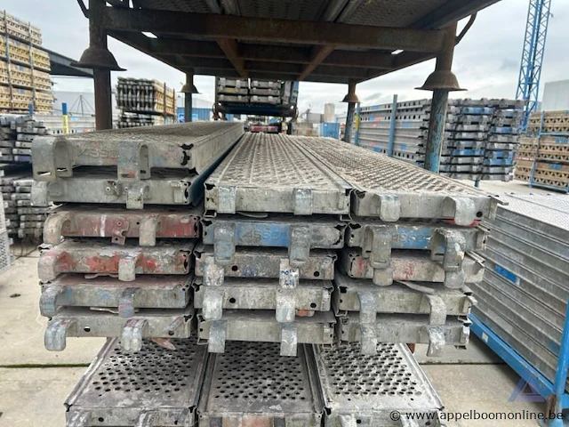 16 steigerplaten afix, lengte 2,57 m, maximale belasting 4,5 kn/m² (klasse 5). - afbeelding 2 van  3