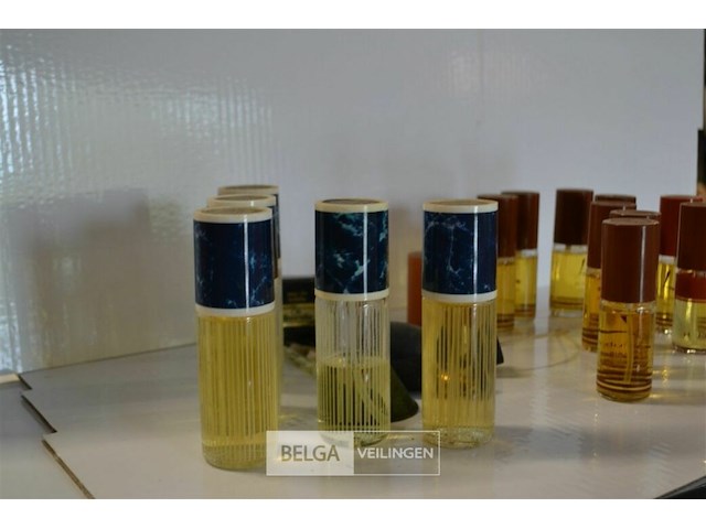 ±16 vintage parfum, 2 verstuivers - afbeelding 4 van  5