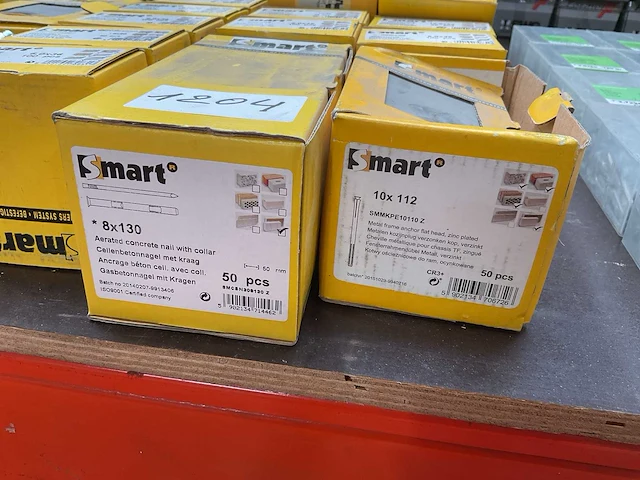 16 x dozen metalen kozijnpluggen; pluggen - afbeelding 4 van  8
