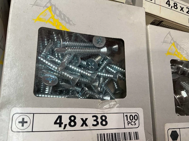 16 x dozen zelborende schroeven met afdekplaatje - afbeelding 7 van  8
