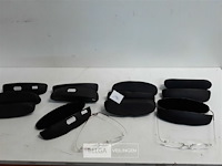 16 x leesbril in opbergdoosje mix sterkte - afbeelding 2 van  3