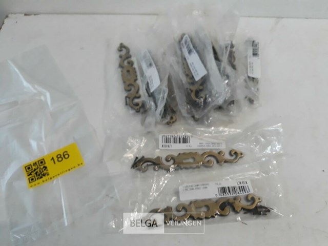 16 x sleutelplaat zamak verbronsd 13,5 cm - afbeelding 2 van  3