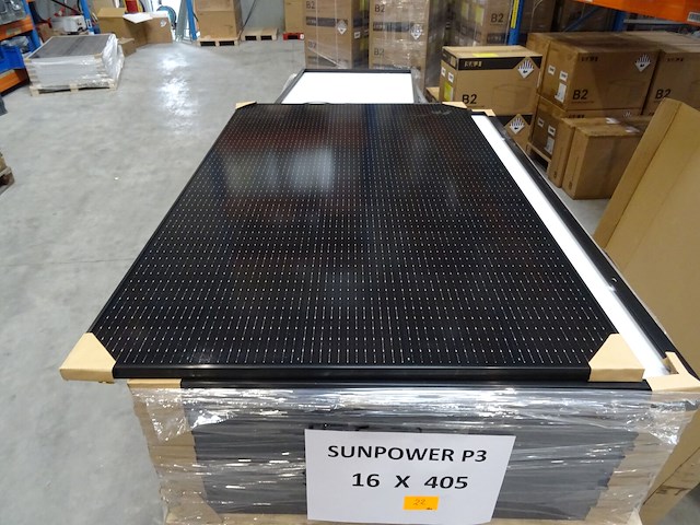 16 x zonnepaneel sunpower p3 405 (6.480 wp) - afbeelding 1 van  5