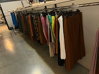 160 rokken/broeken - afbeelding 1 van  6