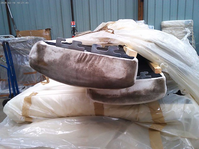 160x200 bed met opbergruimte - beige fluweel - afbeelding 8 van  8