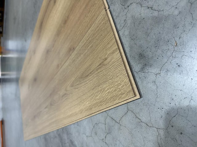 163,58 m² laminaatvloer 6mm - afbeelding 2 van  3