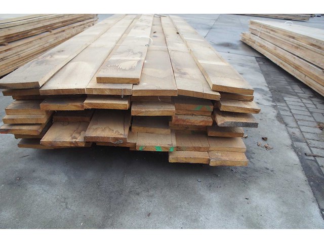 1,65 m³ eiken planken 30mm droog - afbeelding 1 van  5