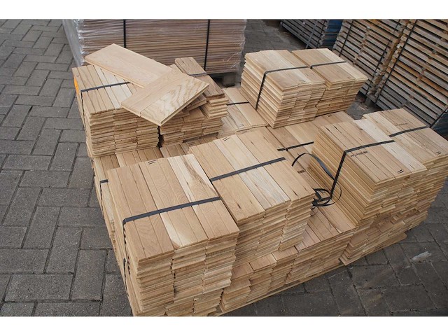 16,56 m² massief eiken visgraatparket 21mm - afbeelding 5 van  5