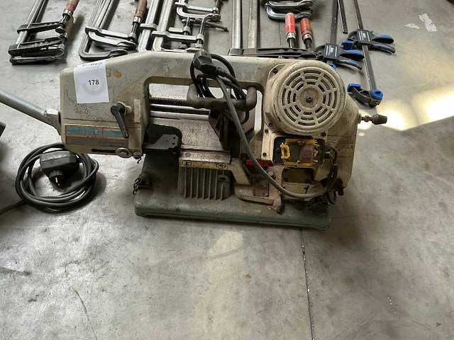16750 metalen horizontale bandzaagmachine - afbeelding 1 van  8