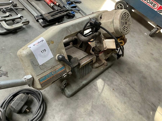 16750 metalen horizontale bandzaagmachine - afbeelding 2 van  8