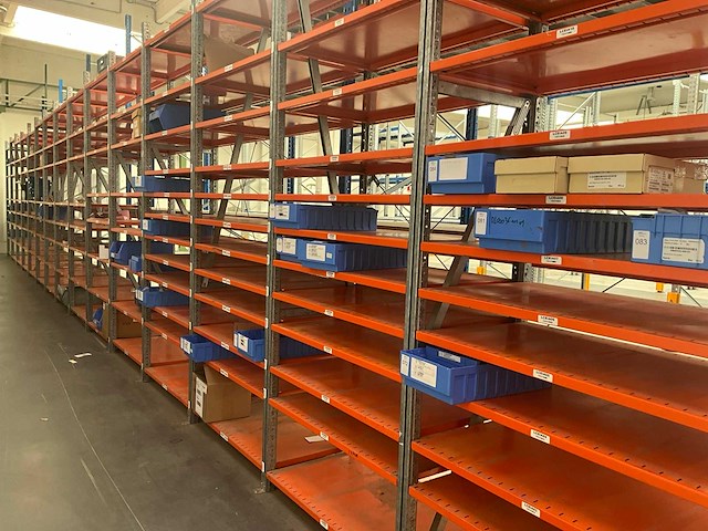 16m magazijnstelling - afbeelding 1 van  13