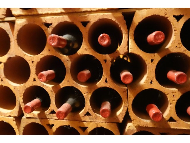 16x 75cl chateau plantey 1983 - afbeelding 5 van  5