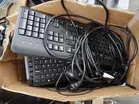 16x diverse computerschermen hp - afbeelding 3 van  4