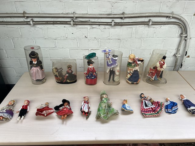 16x pop - afbeelding 1 van  6