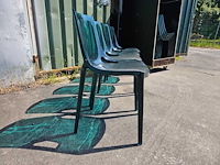16x transparant groene stoelen stapelbaar - afbeelding 2 van  3