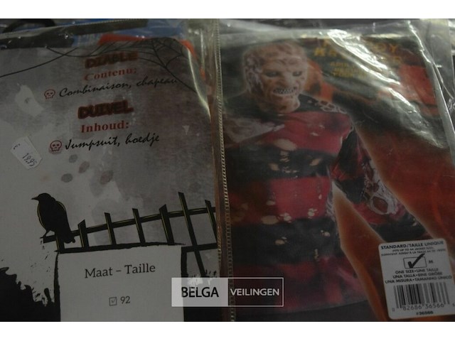 ±17 div maten en soorten verkleedpakjes - afbeelding 3 van  4