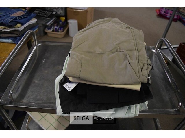 ±17 div soorten broeken maat 28 - afbeelding 1 van  9