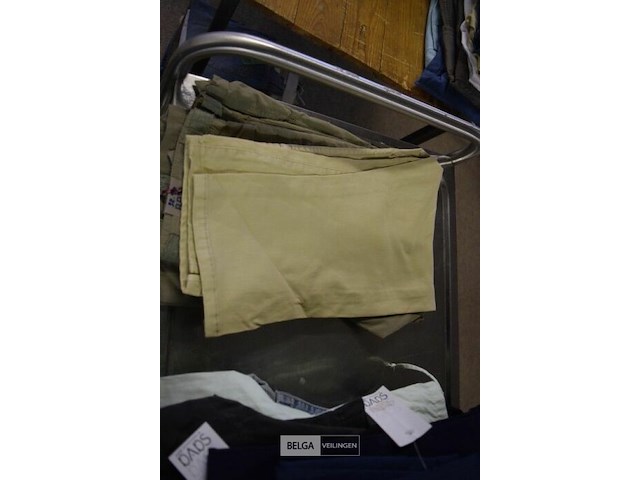 ±17 div soorten broeken maat 28 - afbeelding 2 van  9