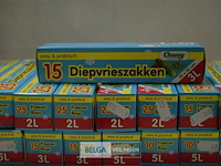 17 doosjes diepvrieszakjes 3l 25x30cm - afbeelding 3 van  3