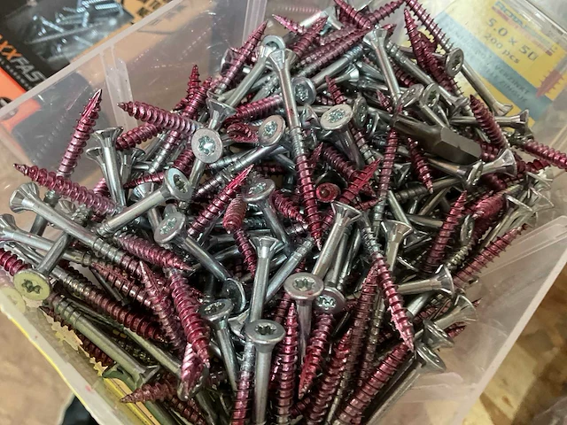 17 dozen houtschroeven met bits - afbeelding 2 van  6