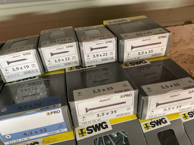 17 dozen schroeven - afbeelding 3 van  5