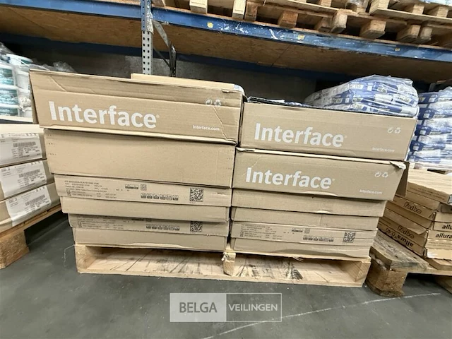 ± 17 dozen tapijttegels interface - afbeelding 2 van  3