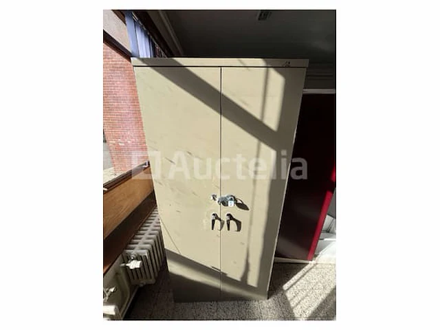 17 metalen kasten - afbeelding 4 van  17