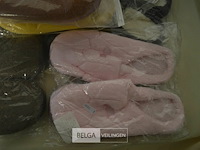 ±17 paar huissloffen div maten - afbeelding 2 van  3